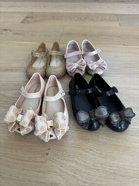 Mini Melissa Girls Pink, Black, and Gold Bow Mary Jane Flats